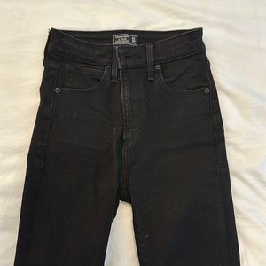 Black high waisted skinny jeans